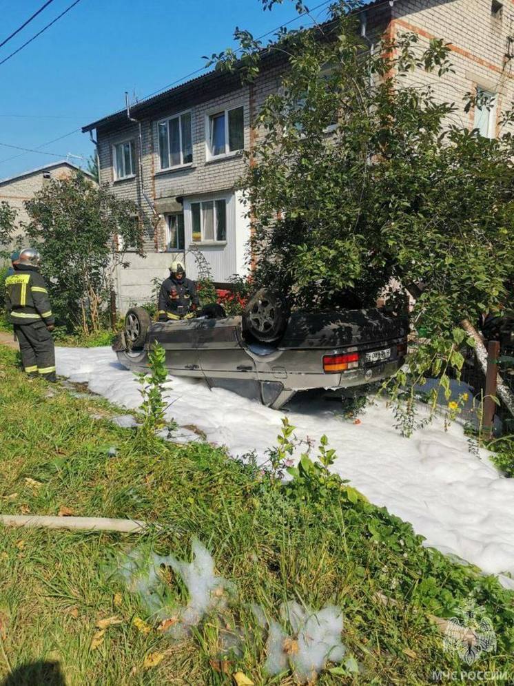 Калининградские пожарные отреагировали на ДТП в Холмогоровке