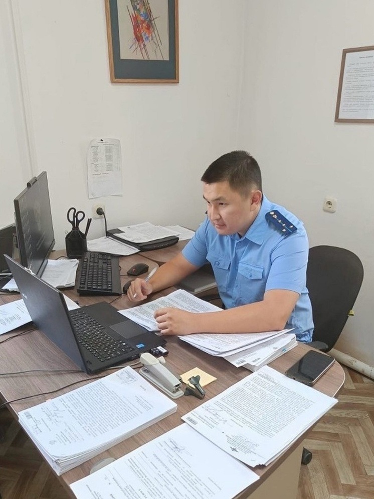 В образовательных учреждениях Яшкульского района выявили нарушения