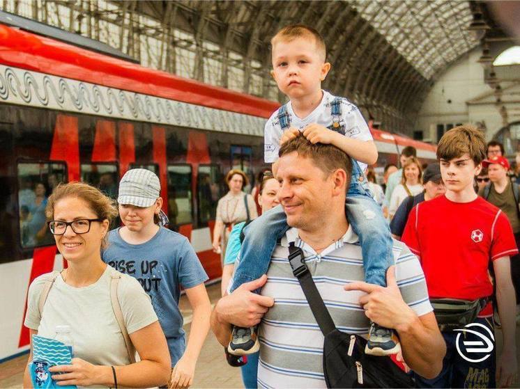 ЦППК с 1 сентября возвращает для учащихся льготный проезд