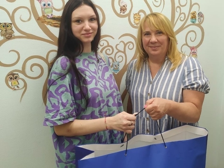 В Серпухове поздравили молодую маму