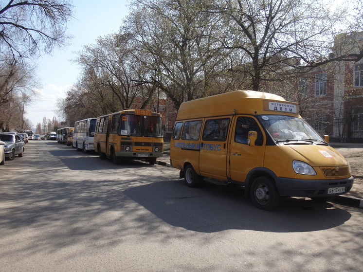 Власти запретили парковку на Дегтярной для улучшения трафика