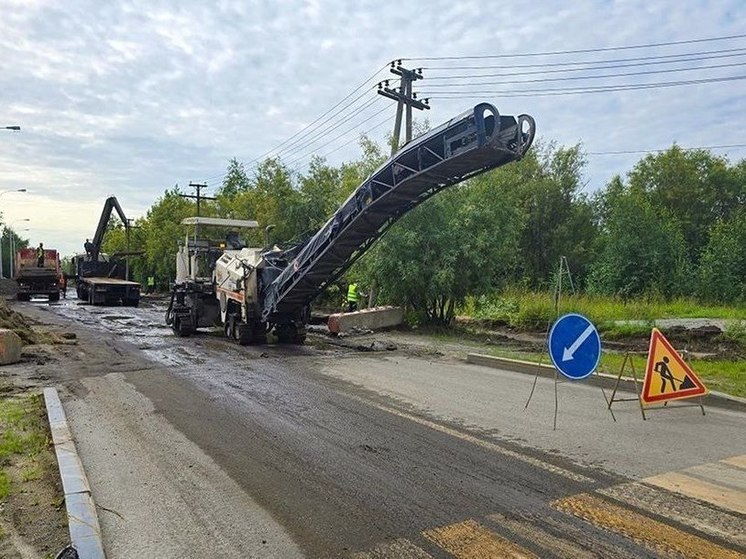 В Сургуте продолжают ремонтировать дороги