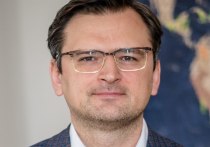 Депутат сейма Польши Януш Ковальский возмутился заявлению министра иностранных дел Украины Дмитрия Кулебы, который накануне в польском Ольштыне на вопрос об эксгумации жертв Волынской резни призвал оставить историю специалистам