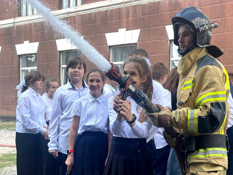 Сотрудники МЧС ДНР проведут во всех учебных заведениях региона тренировочные эвакуации