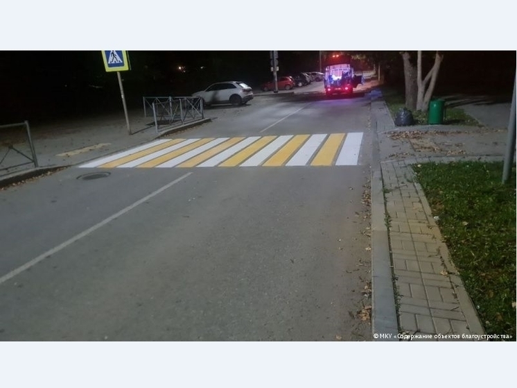 В Перми обновляют разметку у школ и детсадов