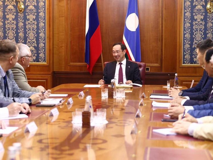 Айсен Николаев провел стратегическую сессию, посвященную вопросам использования холода как стратегического ресурса