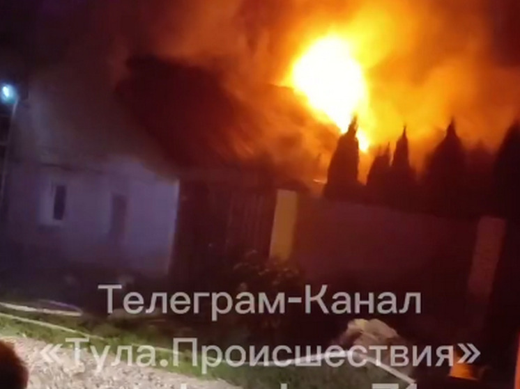 На Маяковского в Туле сгорел жилой дом