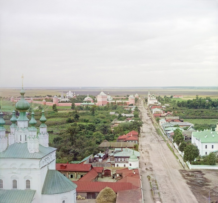 Владимирцам показали фотографии Суздаля столетней давности