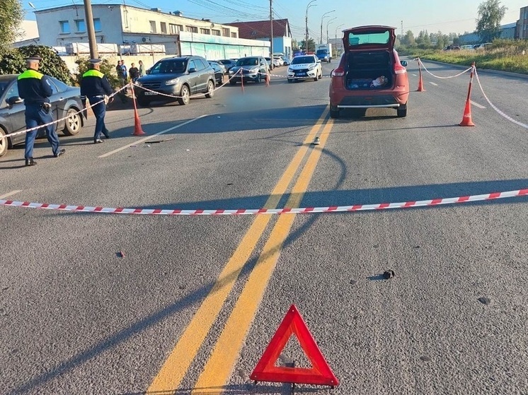 В Великом Новгороде в результате дорожной аварии погибла женщина-пешеход