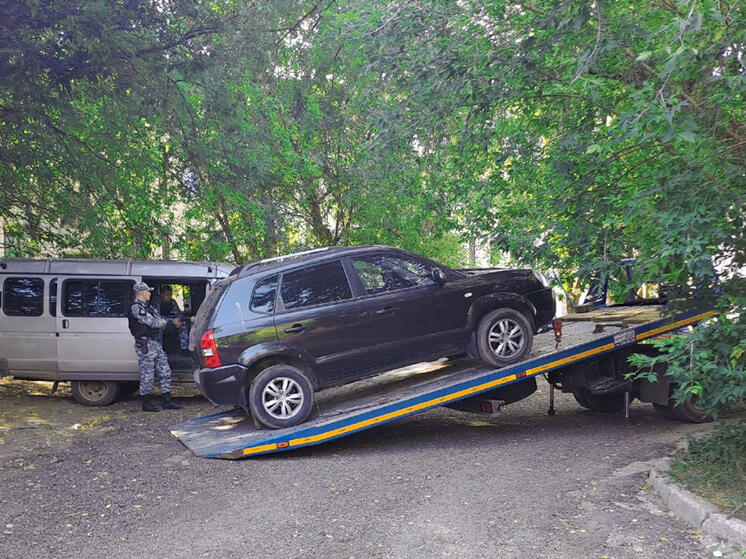 Кировские приставы таки нашли спрятанный от них должником автомобиль