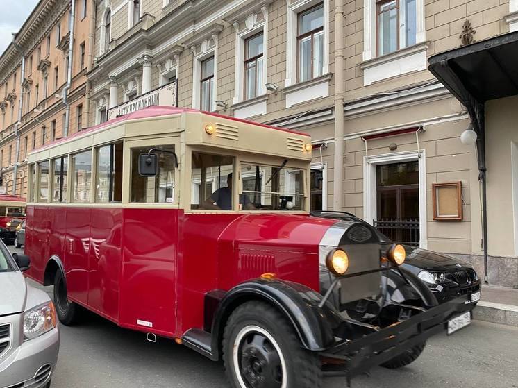 На транспортный фестиваль в Петербурге можно будет приехать на ретротехнике