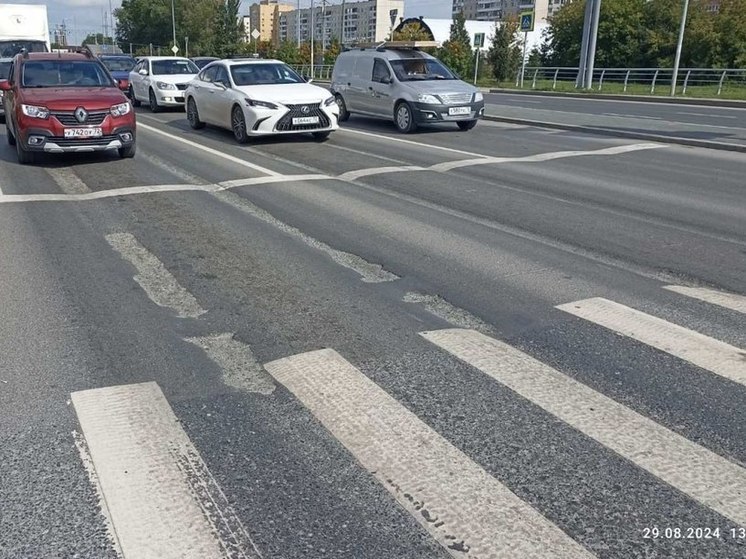 В Тюмени устраняют колейность на дорогах