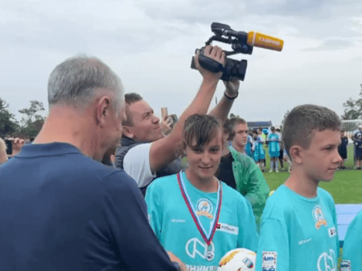 Завершились игры дворового чемпионата "Уличная лига. Битва за мяч"