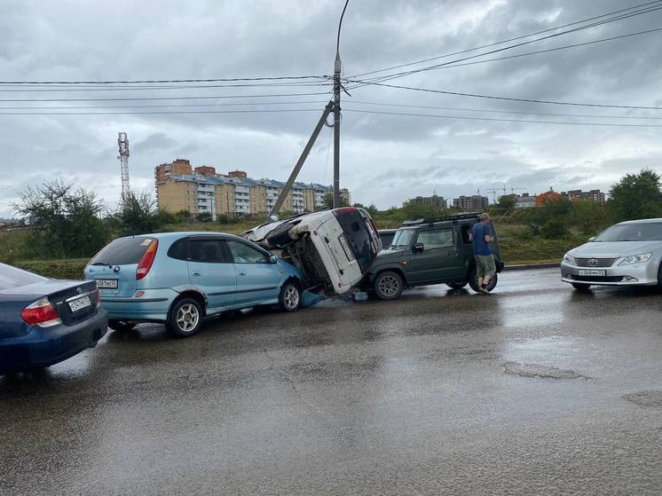 В Улан-Удэ произошло странное ДТП с пострадавшим