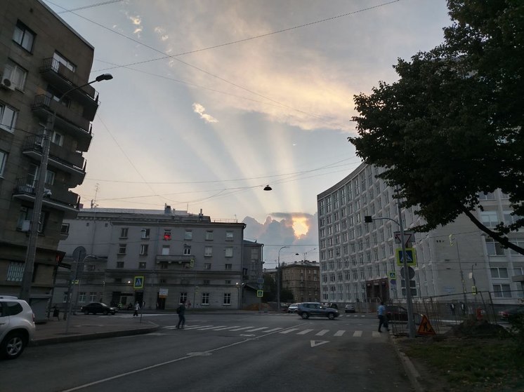 В Петербурге ночь на 31 августа стала самой теплой за все уходящее лето