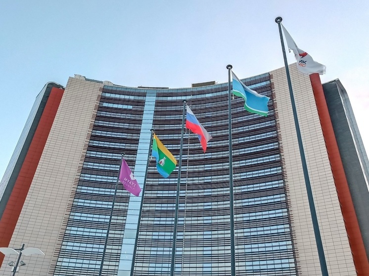 Возле отеля Hyatt в Екатеринбурге заметили Филиппа Киркорова