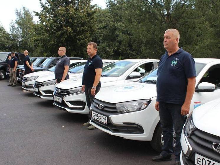 Районным ветстанциям в Ленобласти подарили 20 новеньких автомобилей