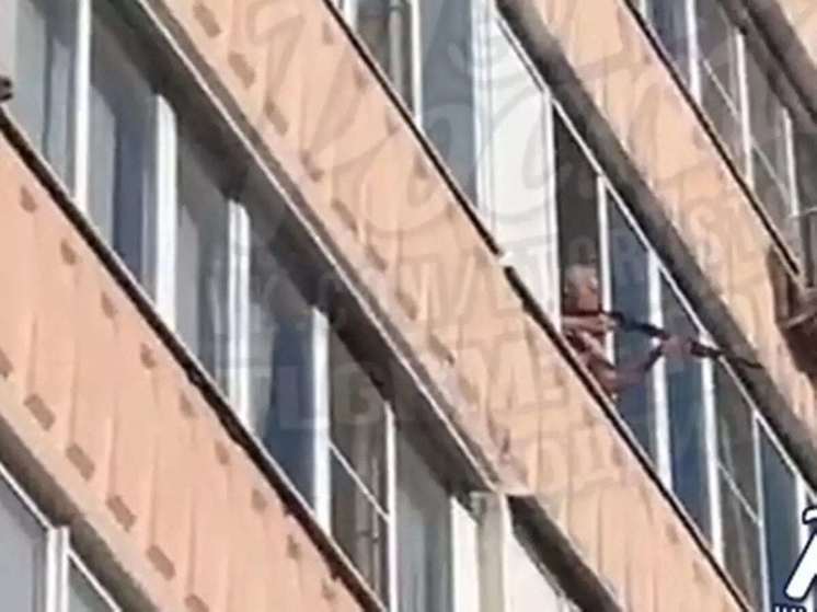 В Ростове дедушка с дробовиком напугал прохожих