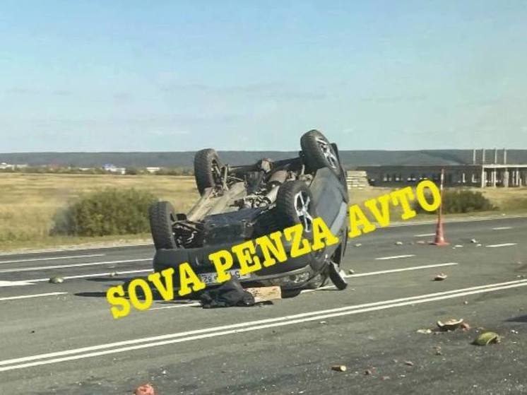 В Пензенской области перевернулся автомобиль на трассе