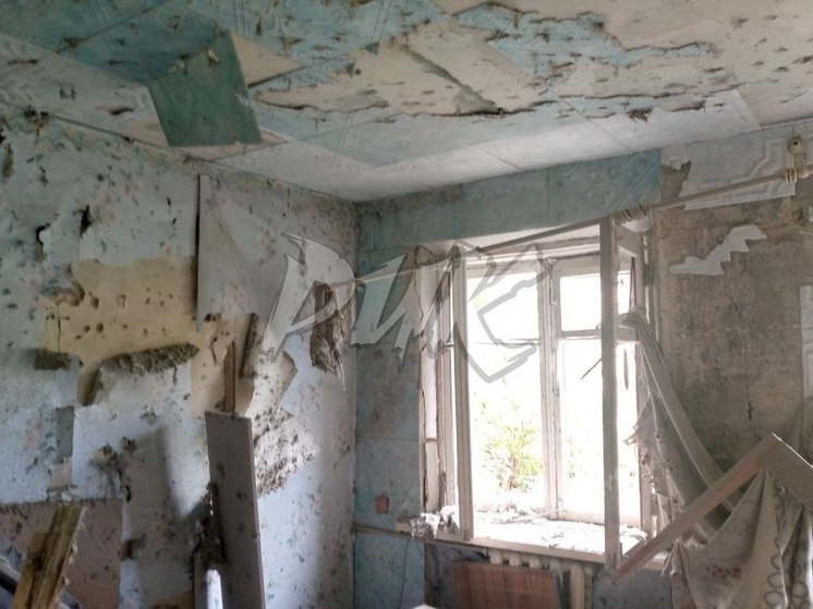 Снаряды ВСУ повредили дома в Горловке