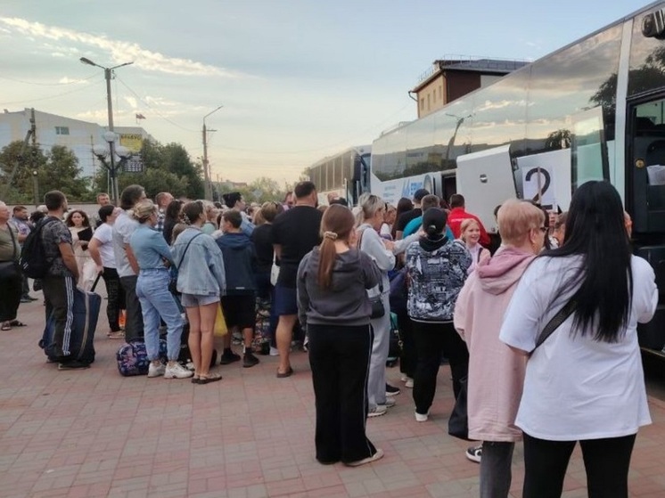 Хакасия отправила на отдых школьников Луганской Народной Республики