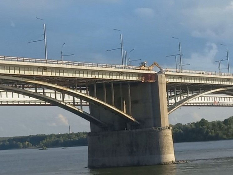 В Новосибирске нашли нового подрядчика для ремонта Октябрьского моста