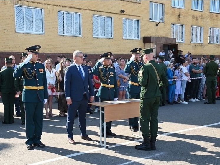 Александр Новиков побывал на торжественном мероприятии в Военной академии войсковой ПВО