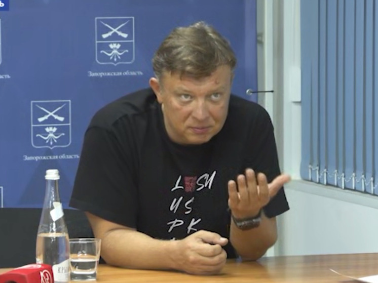 В Запорожскую область приехал известный российский политолог Семён Уралов