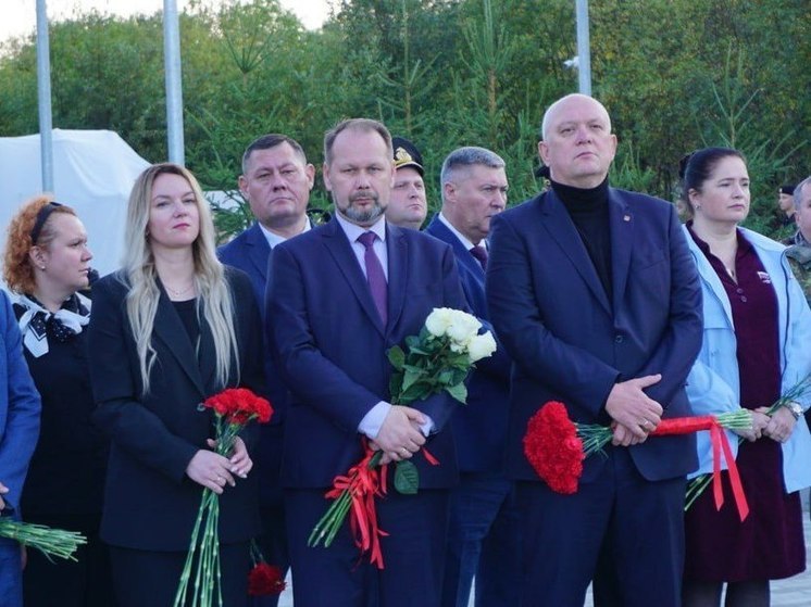 Новый мемориал защитникам Отечества открыли в Полярном