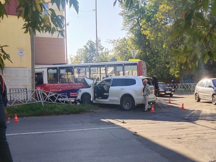 В Рыбинске ГИБДД считает депутата виновницей ДТП с автобусом