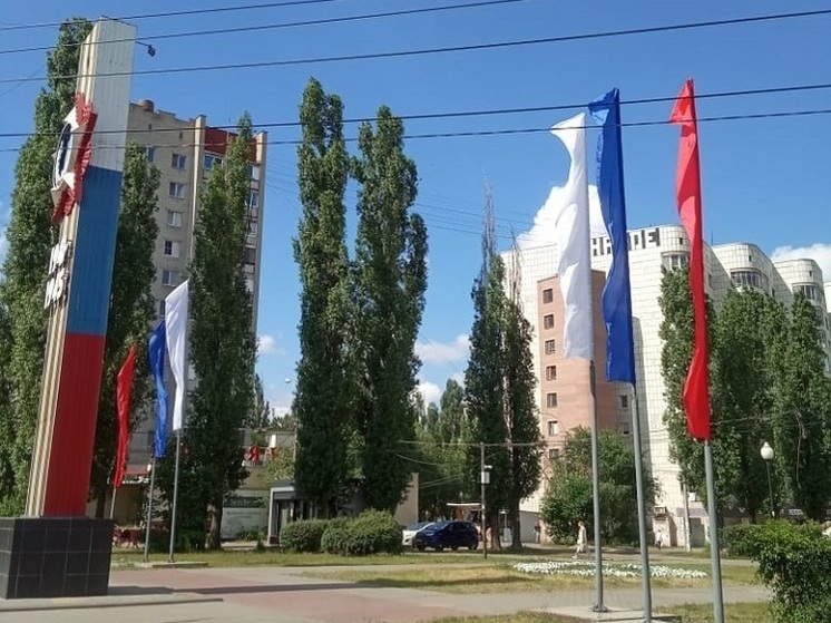 Две тысячи флагов украсят Воронеж в День города