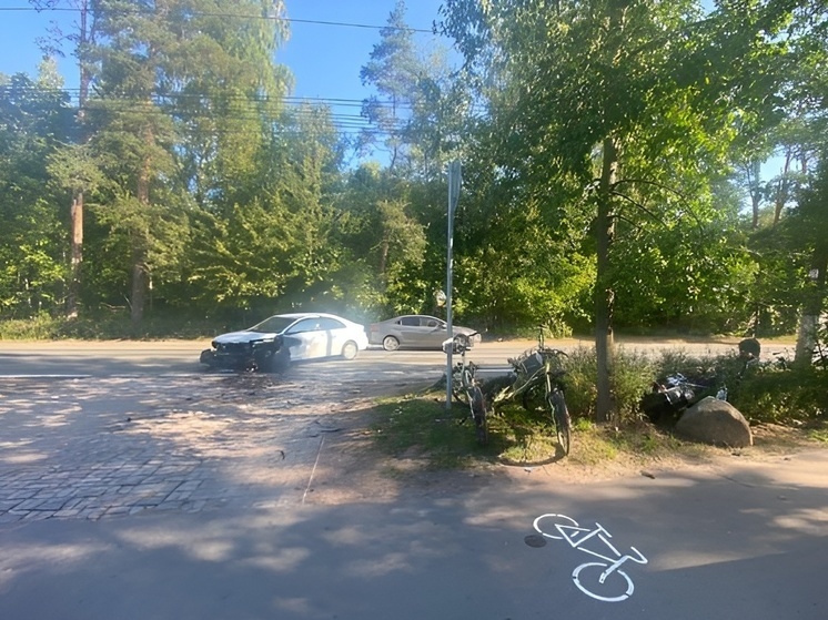 Мотоциклист на Harley Davidson лишился ноги в ДТП на Приморском шоссе