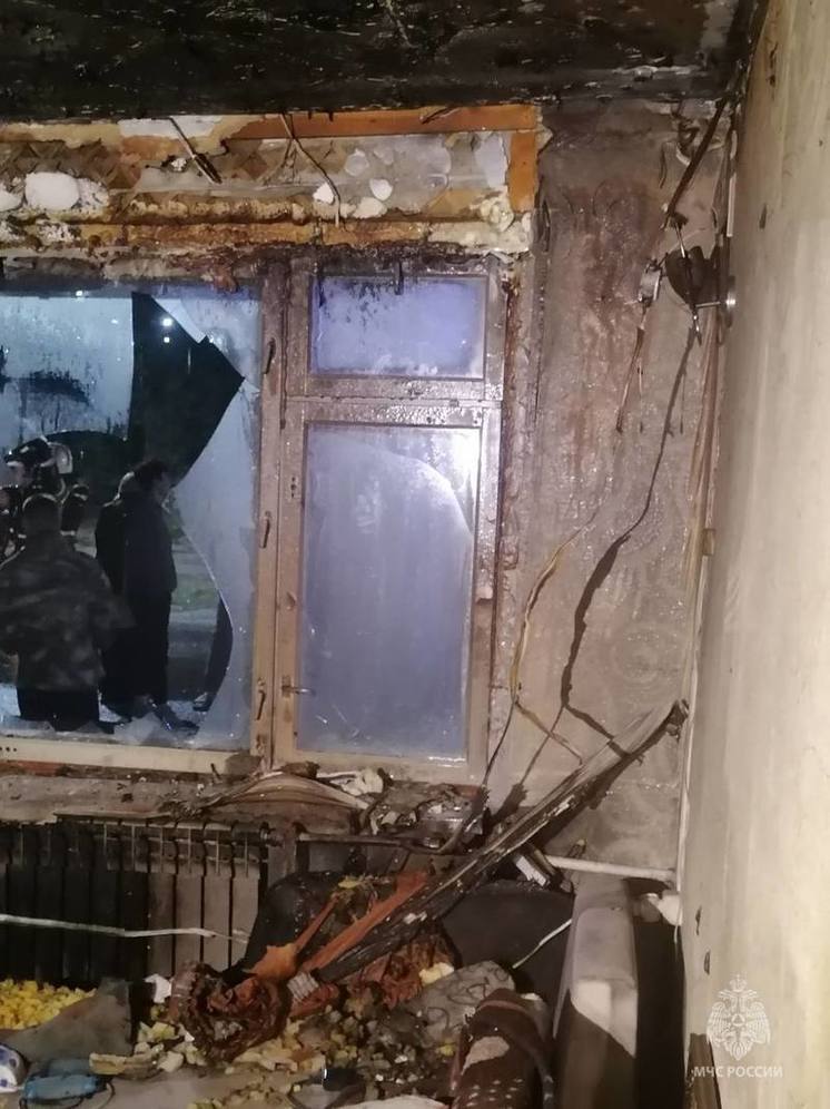 Школьник отравился угарным газом при пожаре в Салехарде