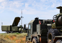Министерство обороны Белоруссии распространило заявление в своем телеграм-канале, в котором говорится, что совместно с Россией на одном из полигонов РФ завершается сосредоточение сил и средств ракетных войск для проведения контрольного занятия по ракетным ударам