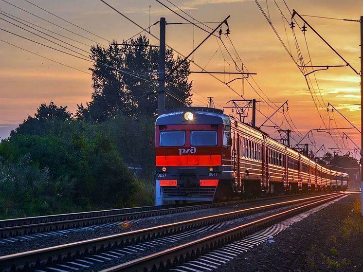 Электричка насмерть сбила пенсионерку в Нижнем Новгороде