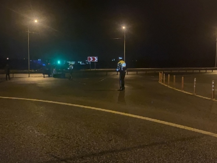 На Тюменском тракте пожилая женщина-водитель врезалась в отбойник и погибла