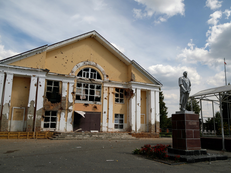 «Нас передавали по цепочке»