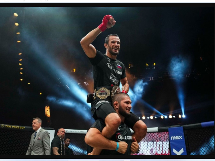 Дагестанский боец защитил титул чемпиона Bellator