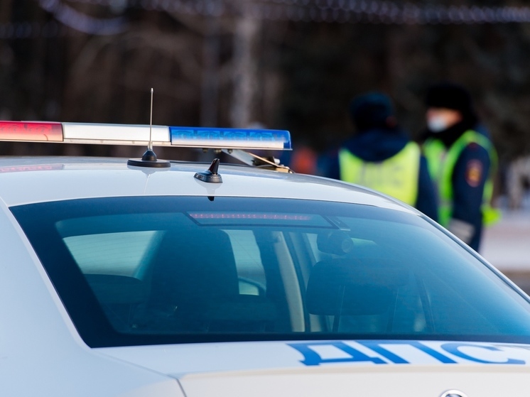 В Челябинской области 20-летний водитель погиб, разбившись о дерево