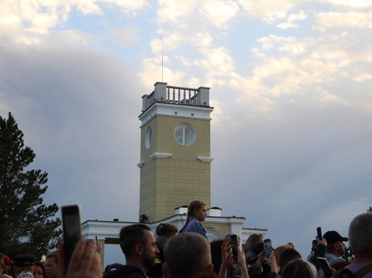 В Хабаровске стартовал фотоконкурс «Хабаровск: город в объективе фотохудожника 2024»