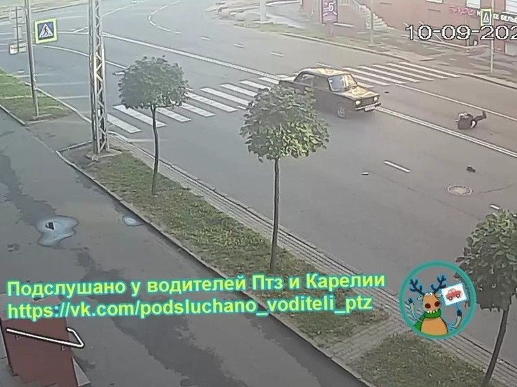 Велосипедиста жестко сбили на пешеходном переходе в Петрозаводске