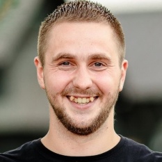 Дмитрий Иванов