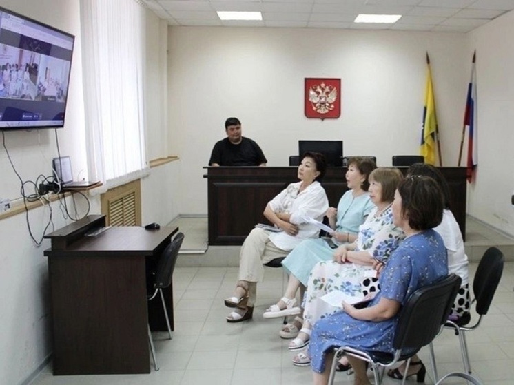 Медики Калмыкии и Антрацита продолжают онлайн-встречи по профилактике заболеваний