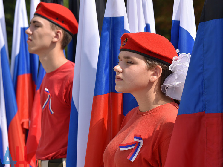 Четыре тысячи дончан примкнули к движению юнармейцев