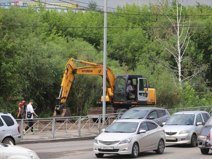   В Иркутске продолжаются работы по благоустройству улицы Академической