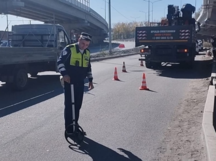 В Екатеринбурге студент техникума попал в реанимацию после наезда манипулятора