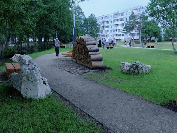 Жители окраины Калининграда просят власти навести порядок в новом сквере
