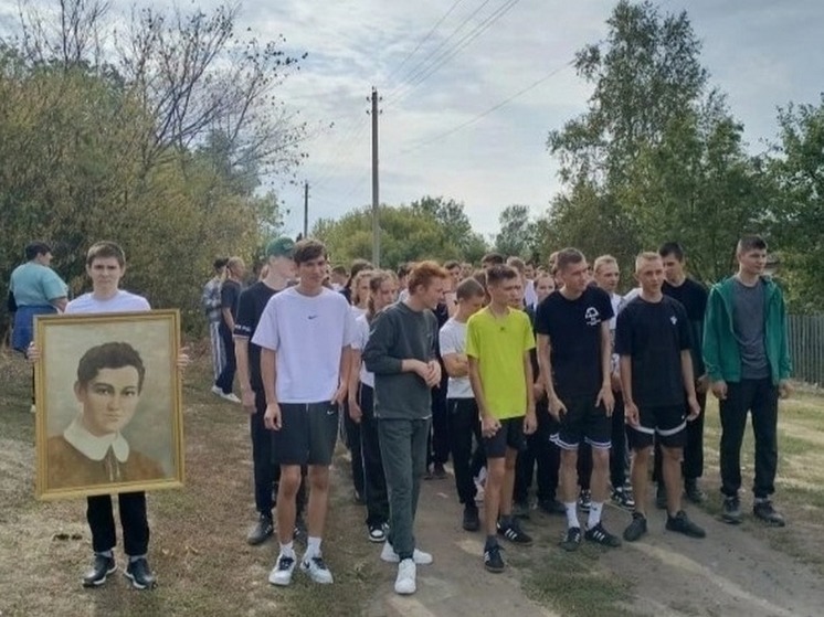 Тамбовчане отметили годовщину со дня рождения Зои Космодемьянской