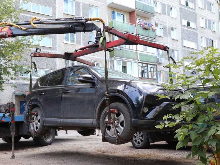 В межотопительный период 15 должников за тепло и горячую воду лишились своих автомобилей