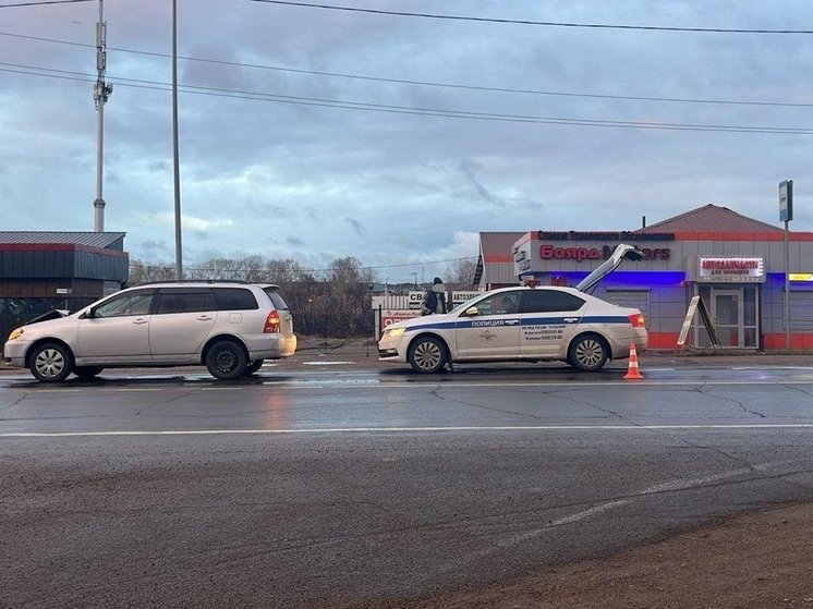 Семья из Приангарья поблагодарила ГАИ за помощь роженице